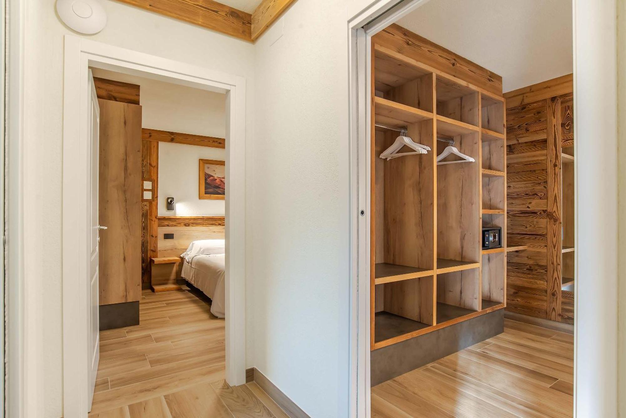 Appartamento Deluxe con 2 Camere da Letto e Vista Giardino